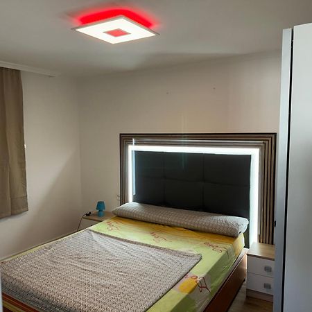 شقة Piso Cerca De La Playa. مليللا المظهر الخارجي الصورة